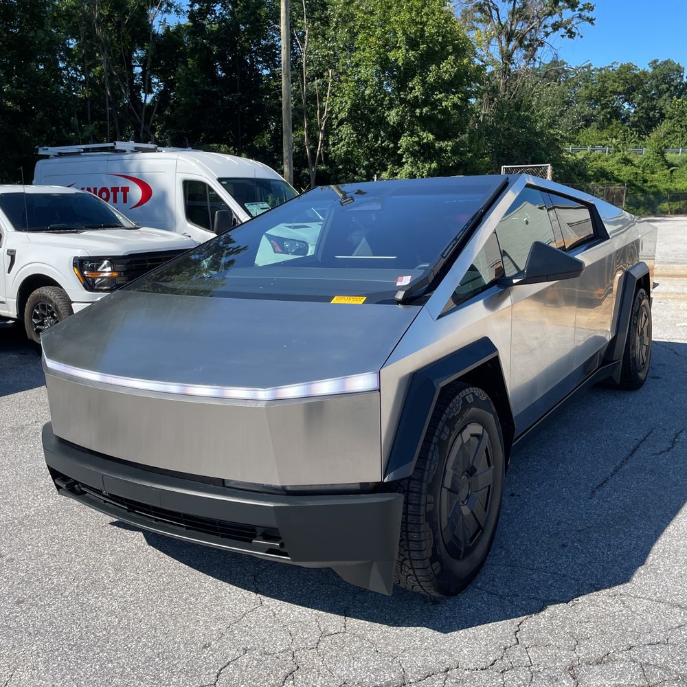 2024 Tesla Cybertruck Base
