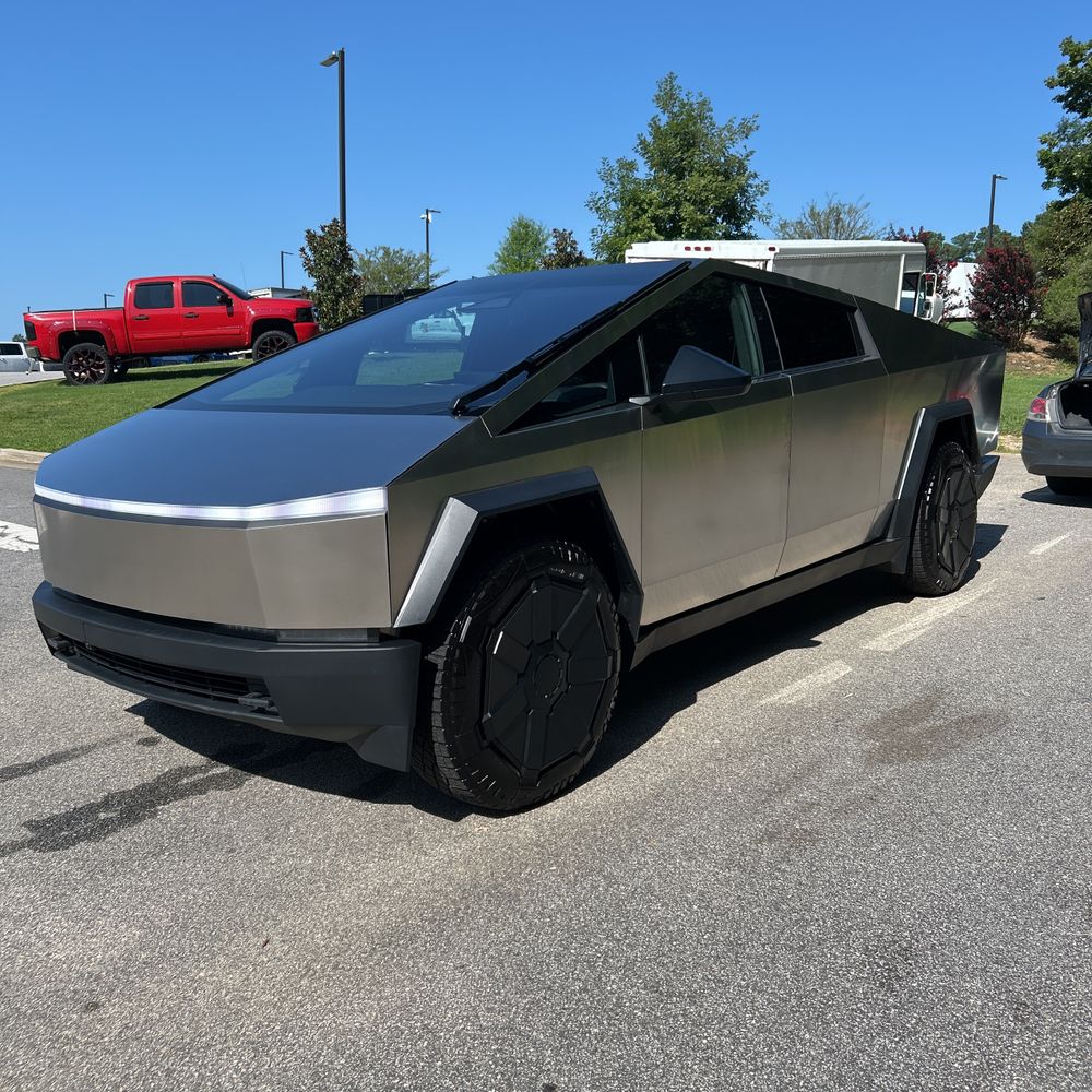 2024 Tesla Cybertruck Base