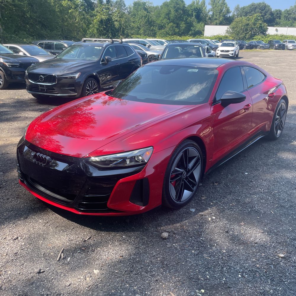 2022 Audi e-tron GT RS