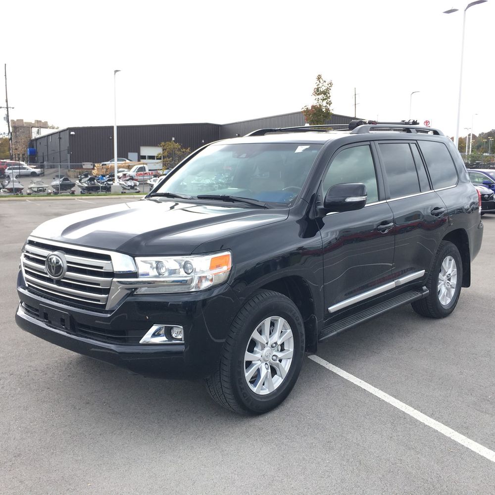 2016 Toyota Land Cruiser