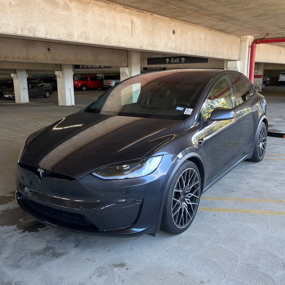 2024 Tesla Model X Standard Range