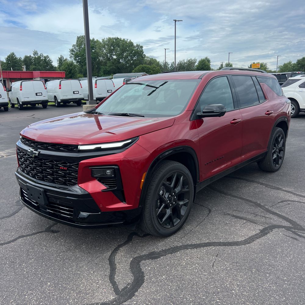 2025 Chevrolet Traverse RS