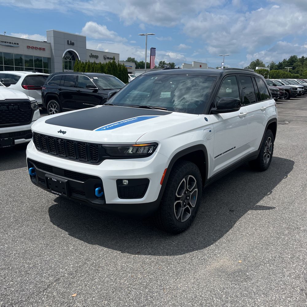 2023 Jeep Grand Cherokee Trailhawk 4xe
