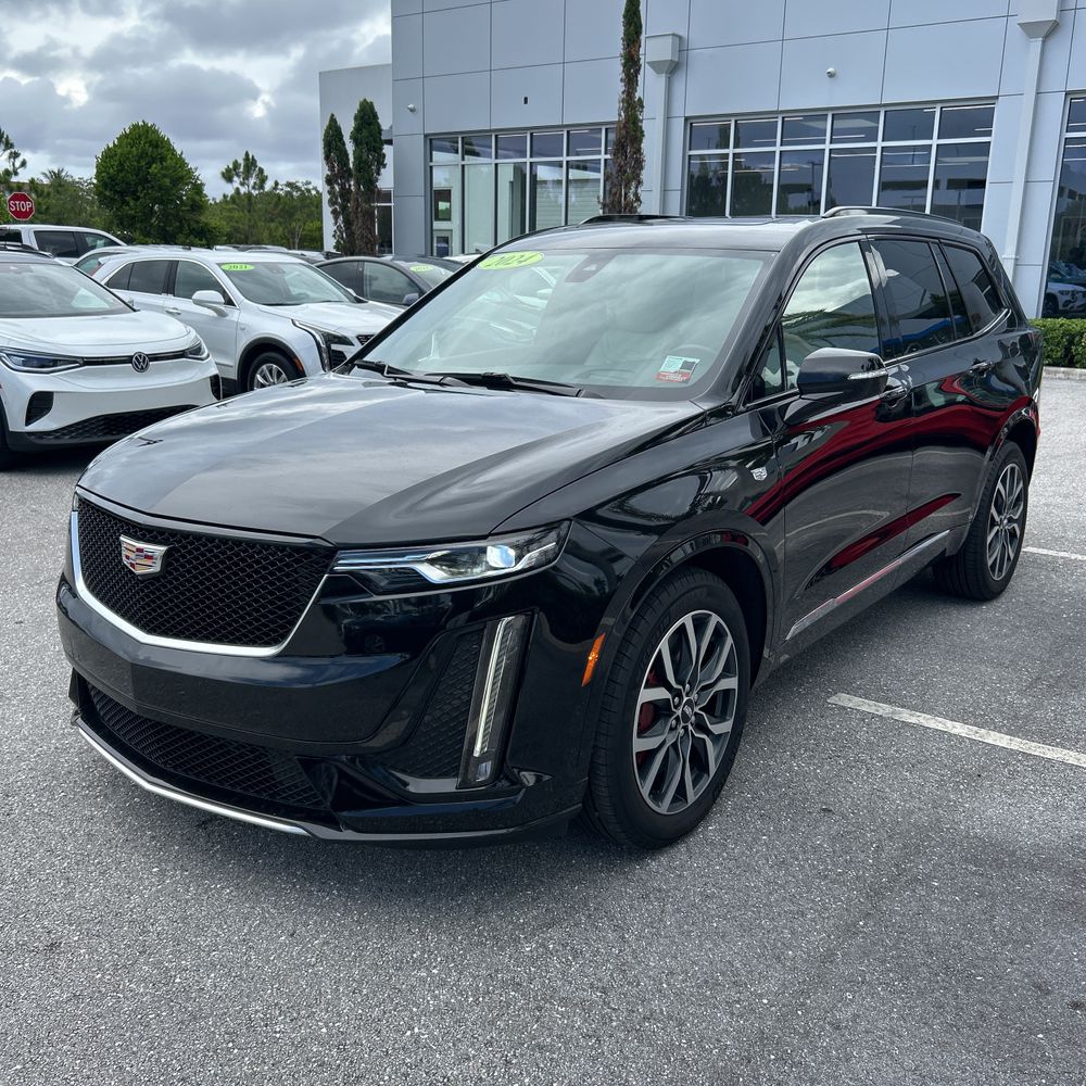 2024 Cadillac XT6 Sport