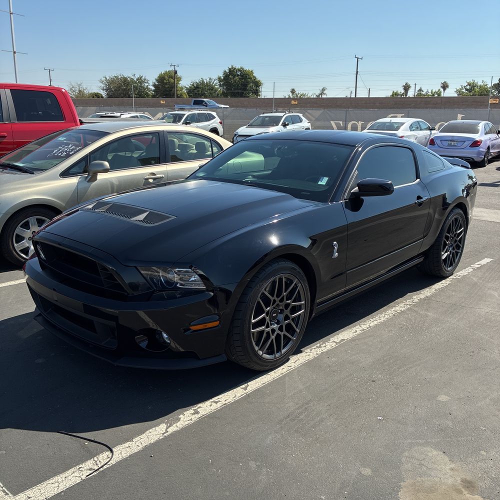 2013 Ford Shelby GT500 Base