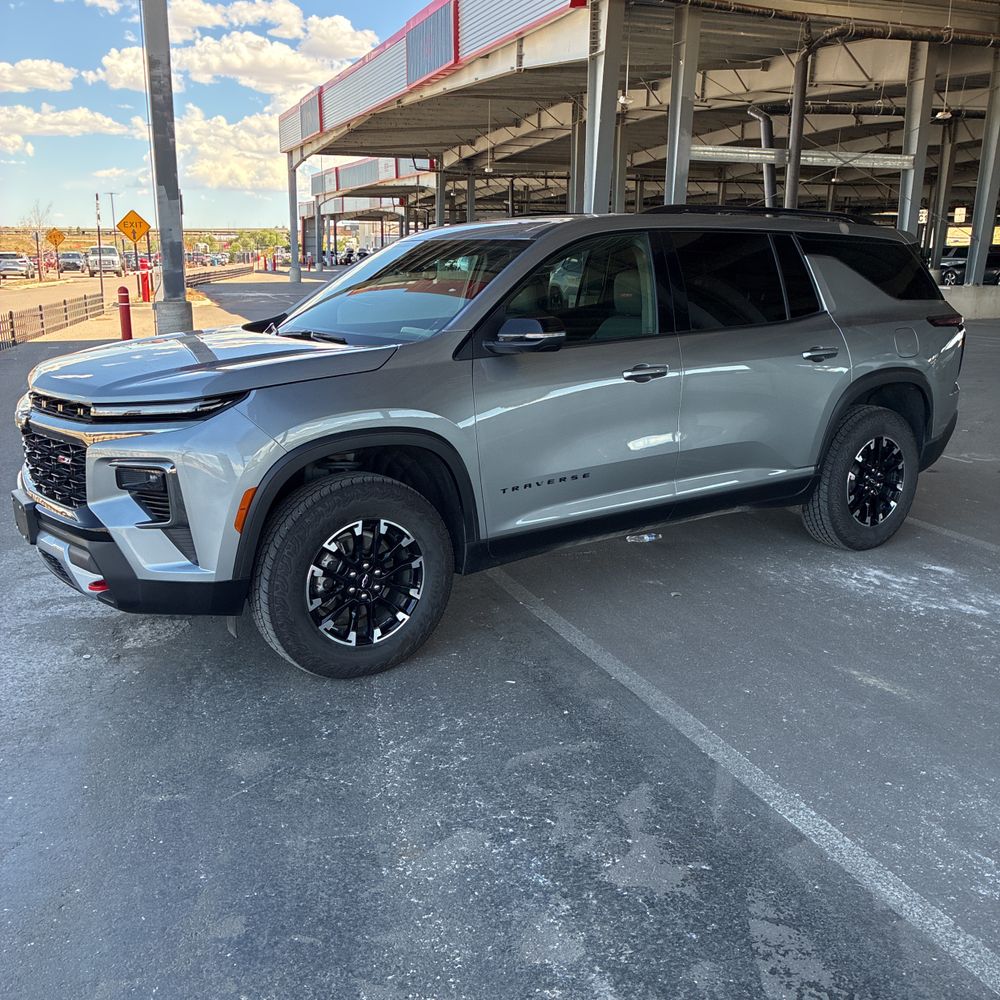 2025 Chevrolet Traverse Z71